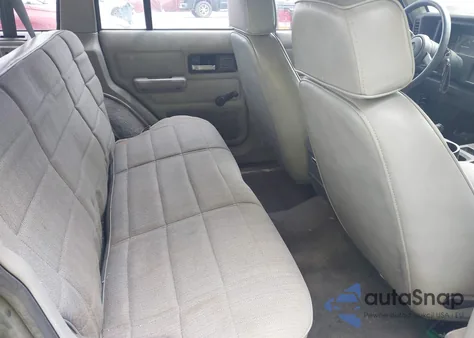 1993 Jeep Cherokee Sport z USA, uszkodzony, nr VIN 1J4FT68S1PL620143